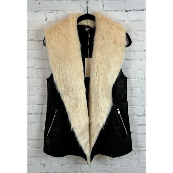 Vici Jackets & Blazers - VICI EXCLUSIVE x FATE ivory faux fur black faux leather boho vest M NWT
